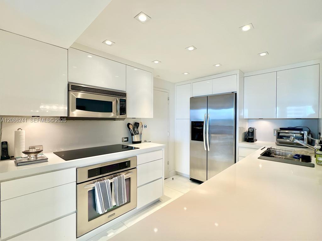 177 Ocean Lane Dr # 405, Key Biscayne FL 33149 photo 4