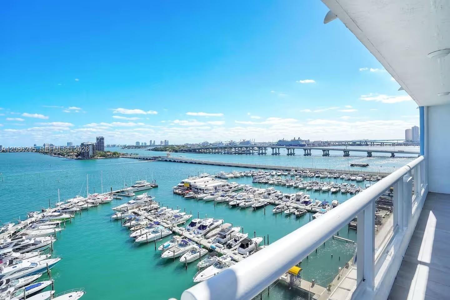 1717 N Bayshore Dr # 1434, Miami FL 33132