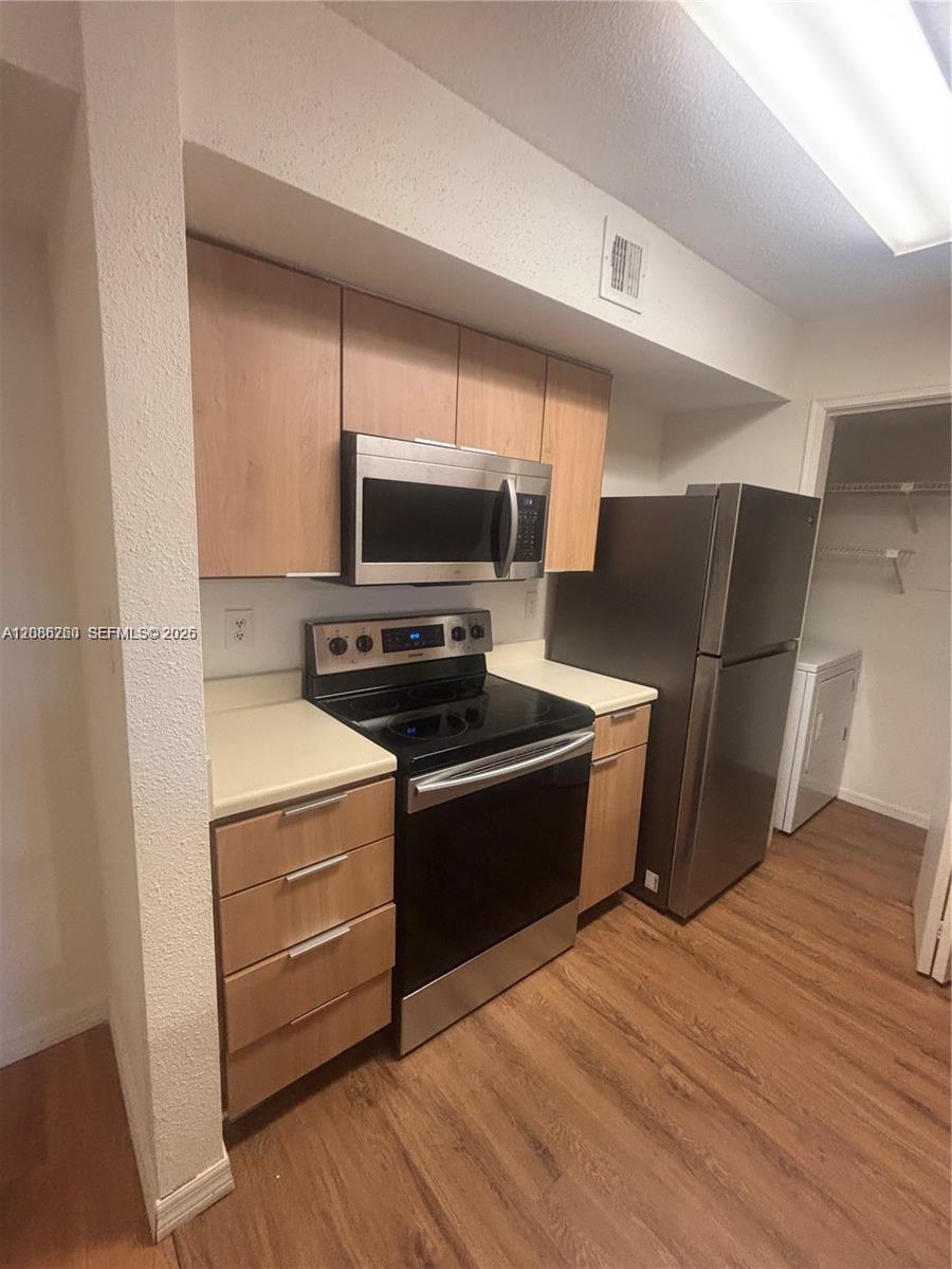 Coral Springs, FL 33071 photo 3