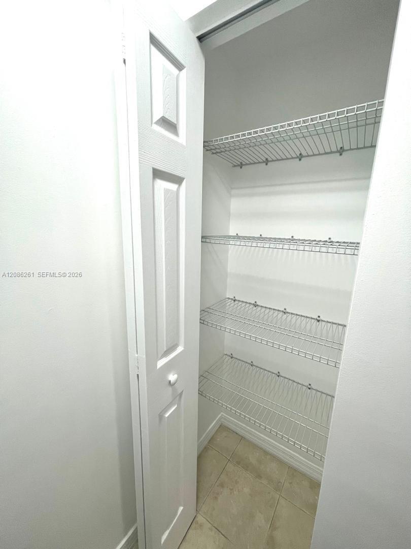 115 SW 11th St # 704, Miami FL 33130 photo 3