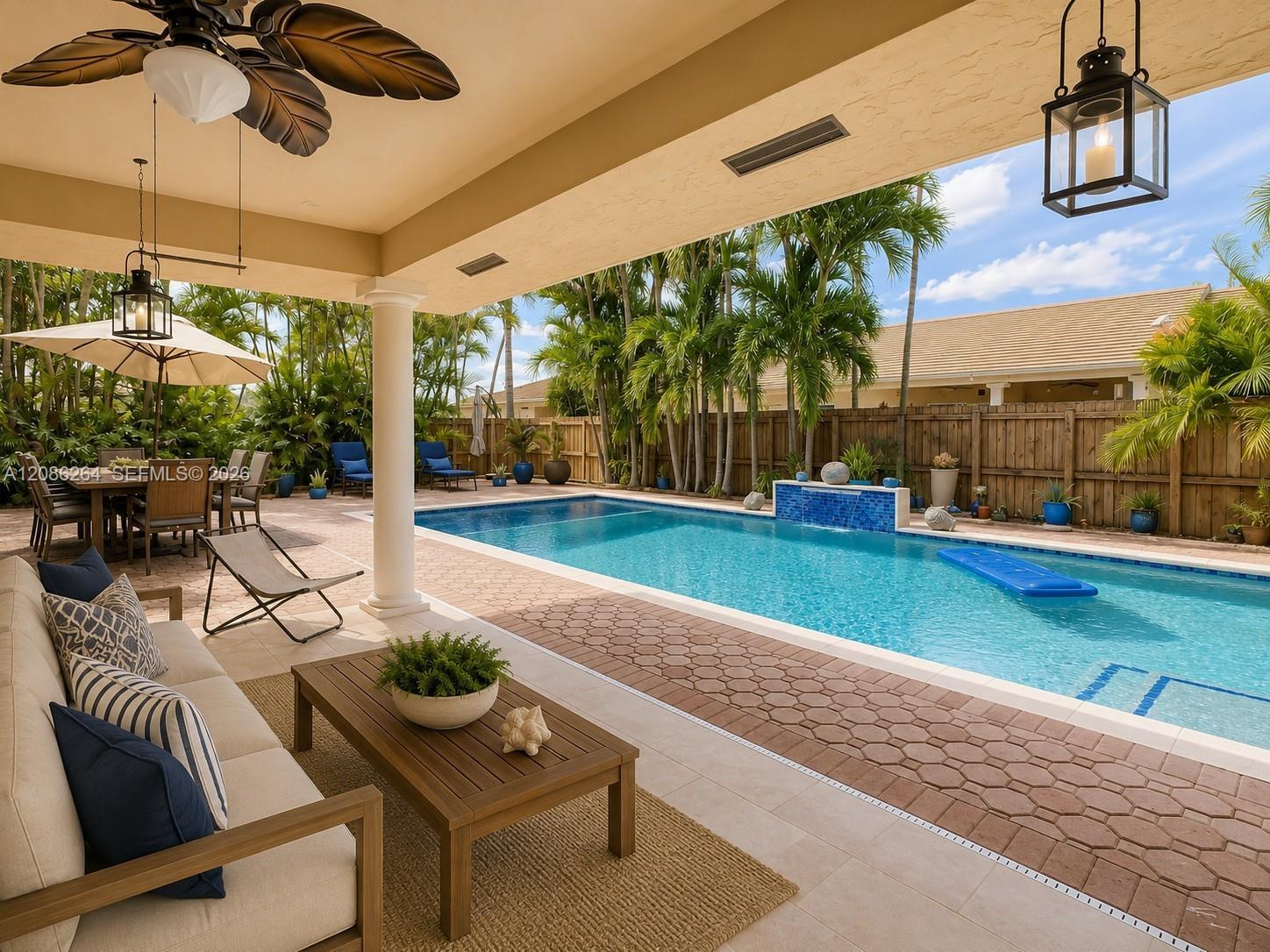 15721 SW 44th Ter, Miami FL 33185