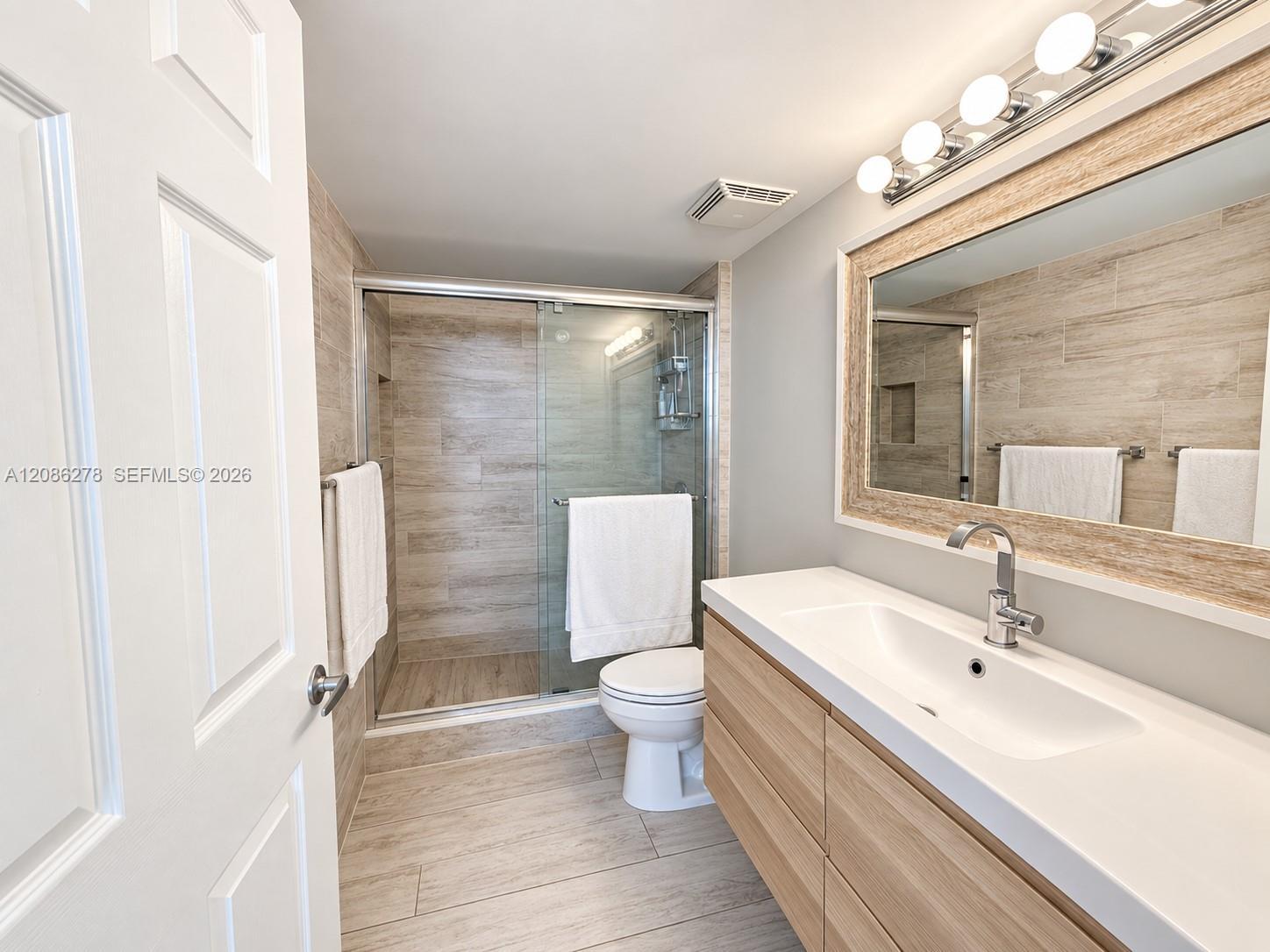 3000 Coral Way # 1408, Miami FL 33145 photo 5