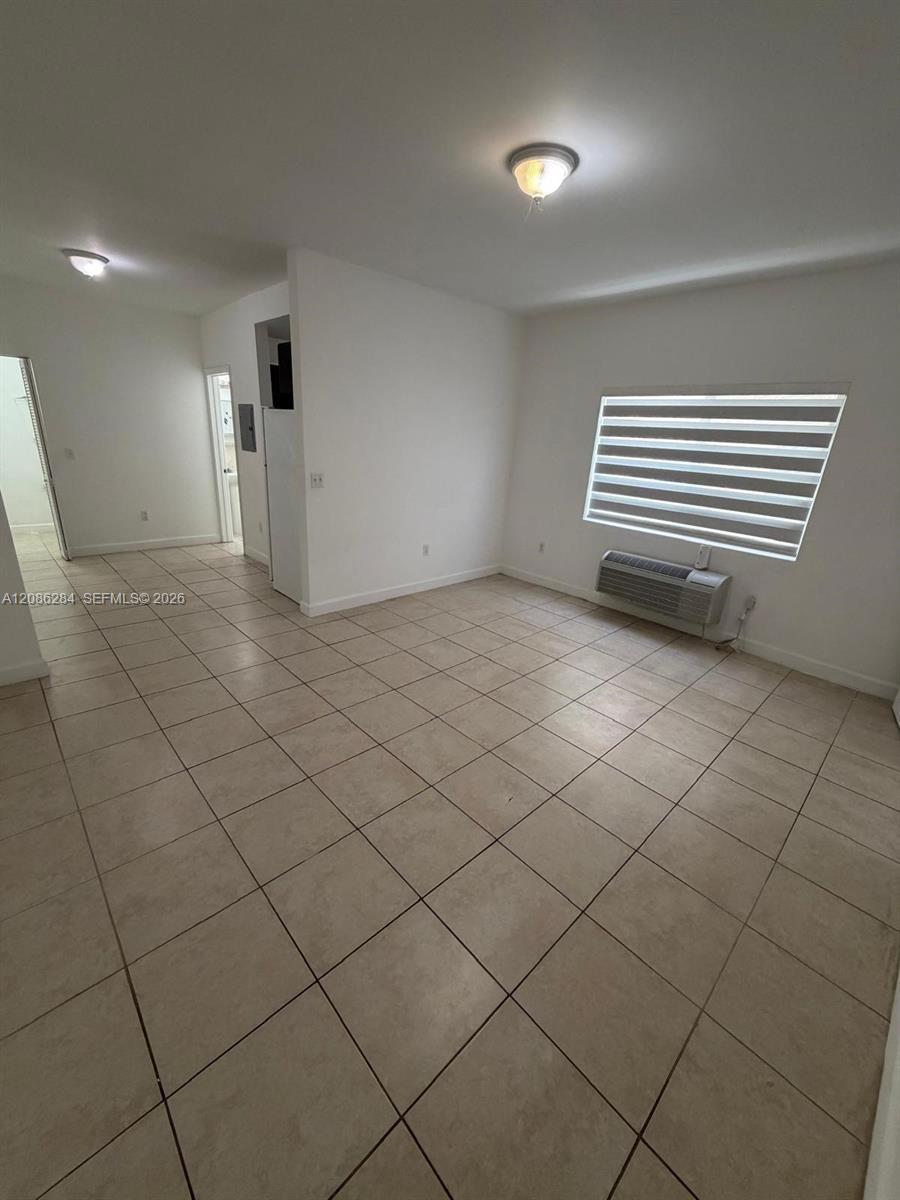 412 SW 10th Ave # 4, Miami FL 33130 photo 3
