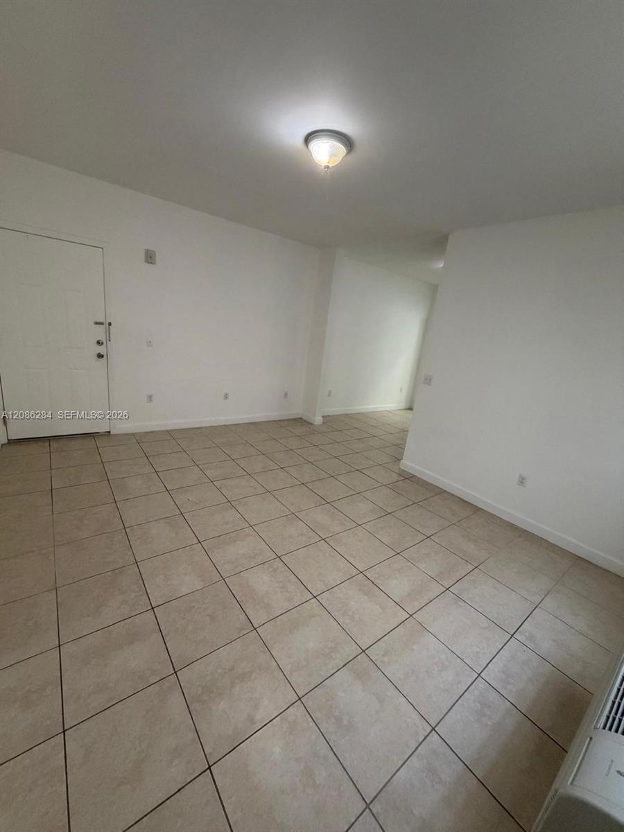 412 SW 10th Ave # 4, Miami FL 33130 photo 4