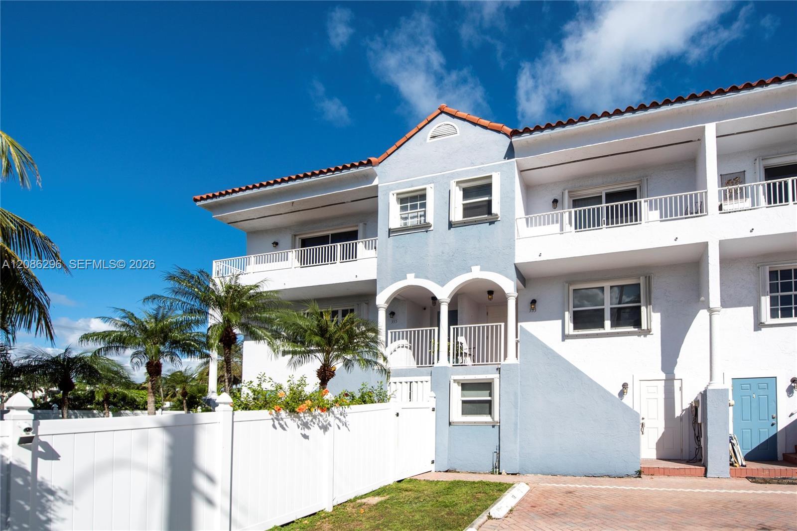 353 Virginia St # 0, Hollywood FL 33019 photo 2