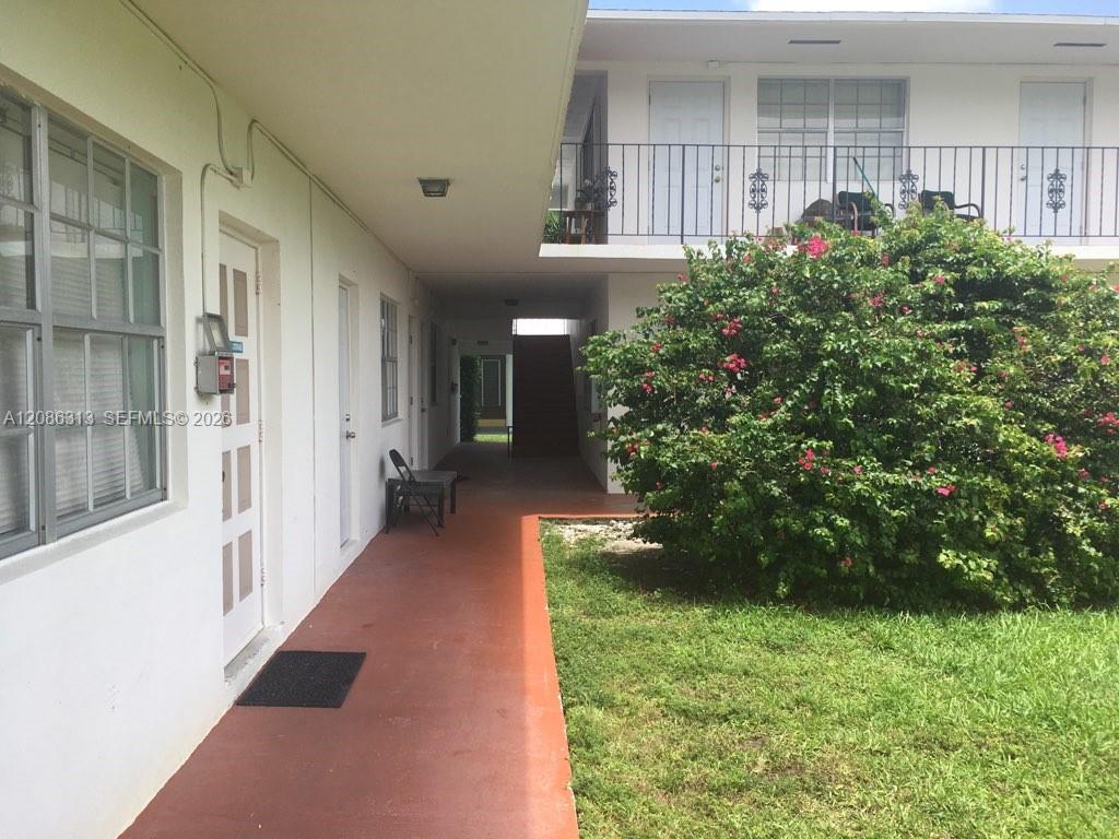 1825 Cleveland St # 5, Hollywood FL 33020 photo 2