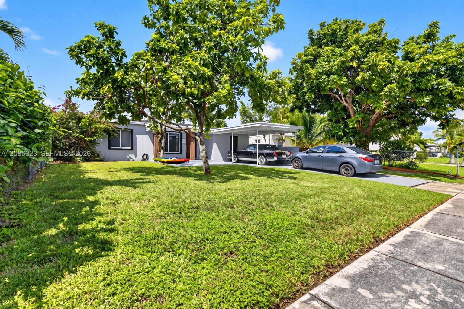 5317 NE 5th Ave, Oakland Park FL 33334 photo 2