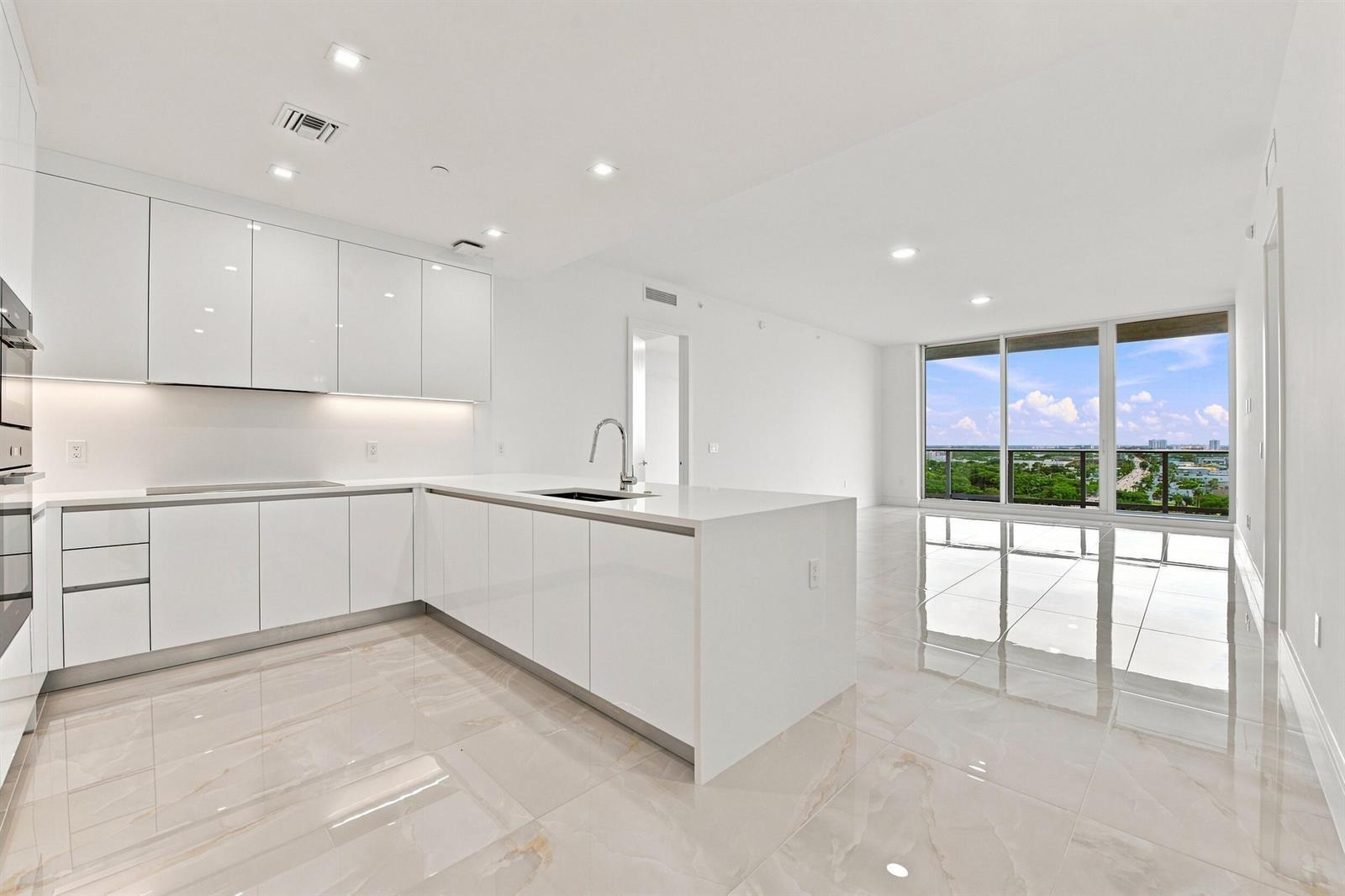 220 Lake Shore Drive # 1517, Lake Park FL 33403 photo 3