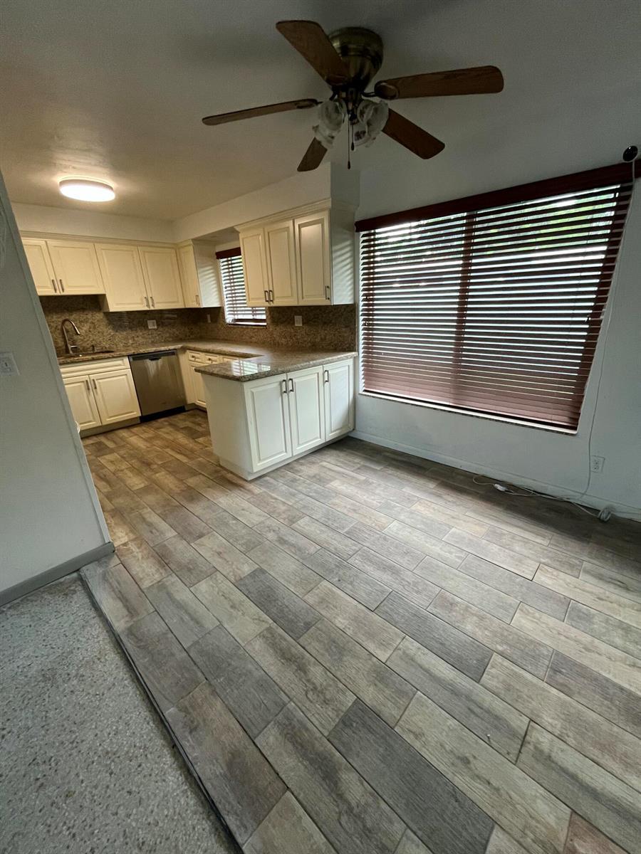 333 NW 26TH Court, Wilton Manors FL 33311 photo 2