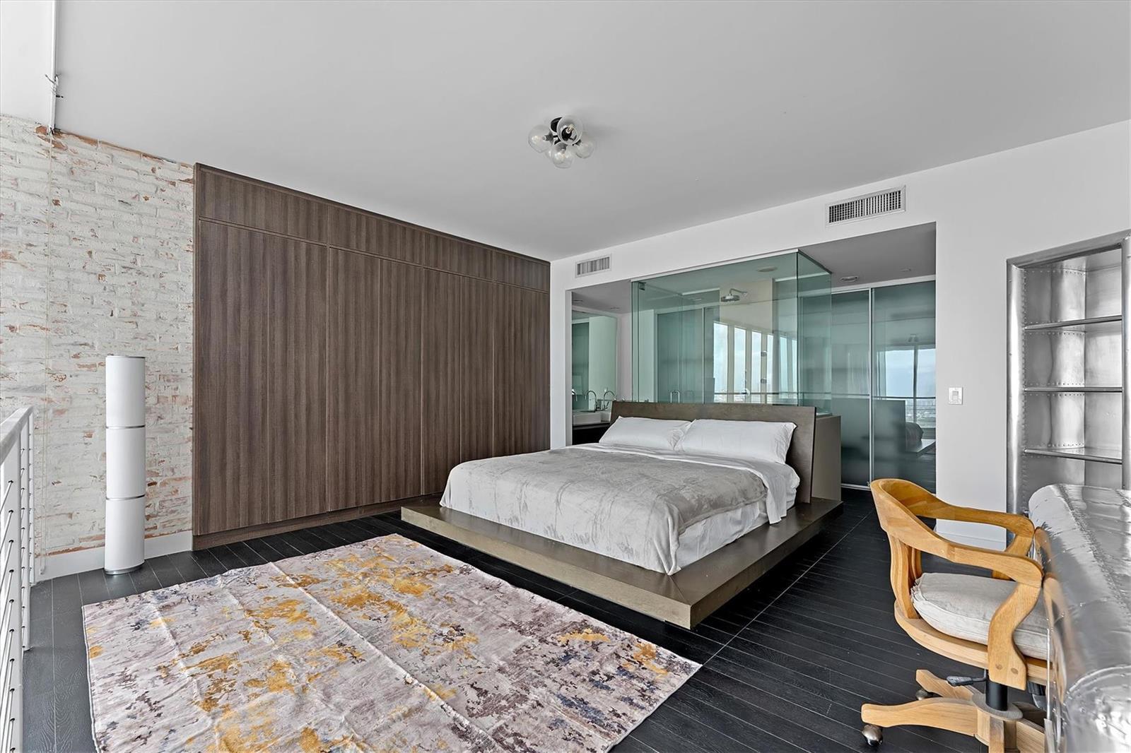 1040 Biscayne Boulevard # 2101, Miami FL 33132 photo 3