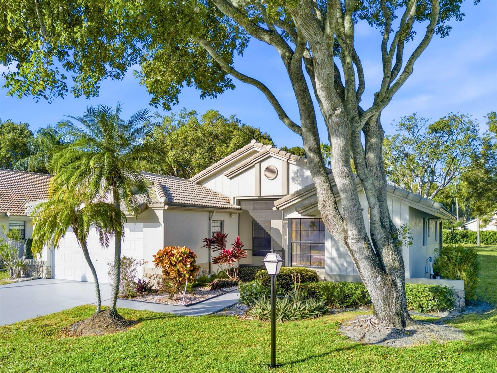 8901 BOATSWAIN Drive, Boynton Beach FL 33436 photo 3