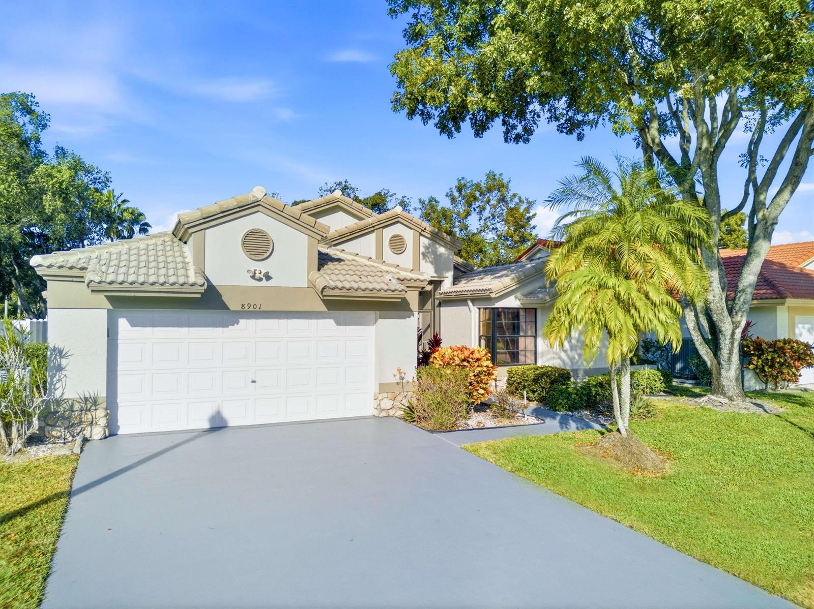 8901 BOATSWAIN Drive, Boynton Beach FL 33436