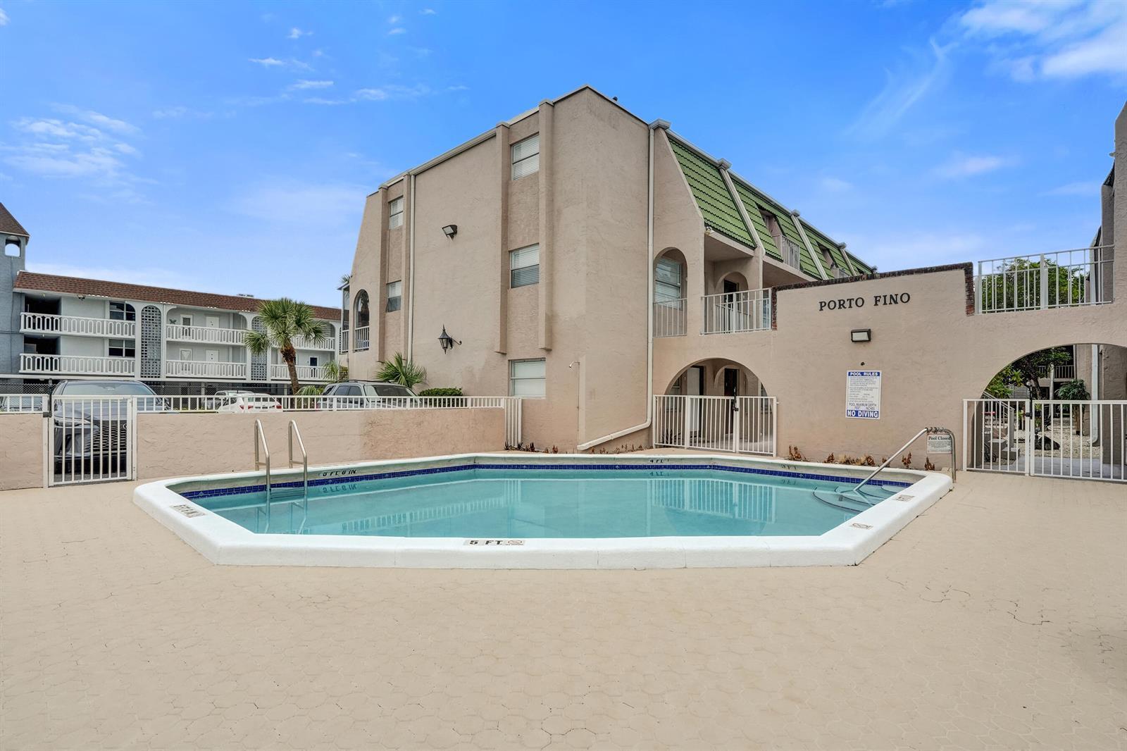1100 SE 4th Avenue # 5, Deerfield Beach FL 33441 photo 3