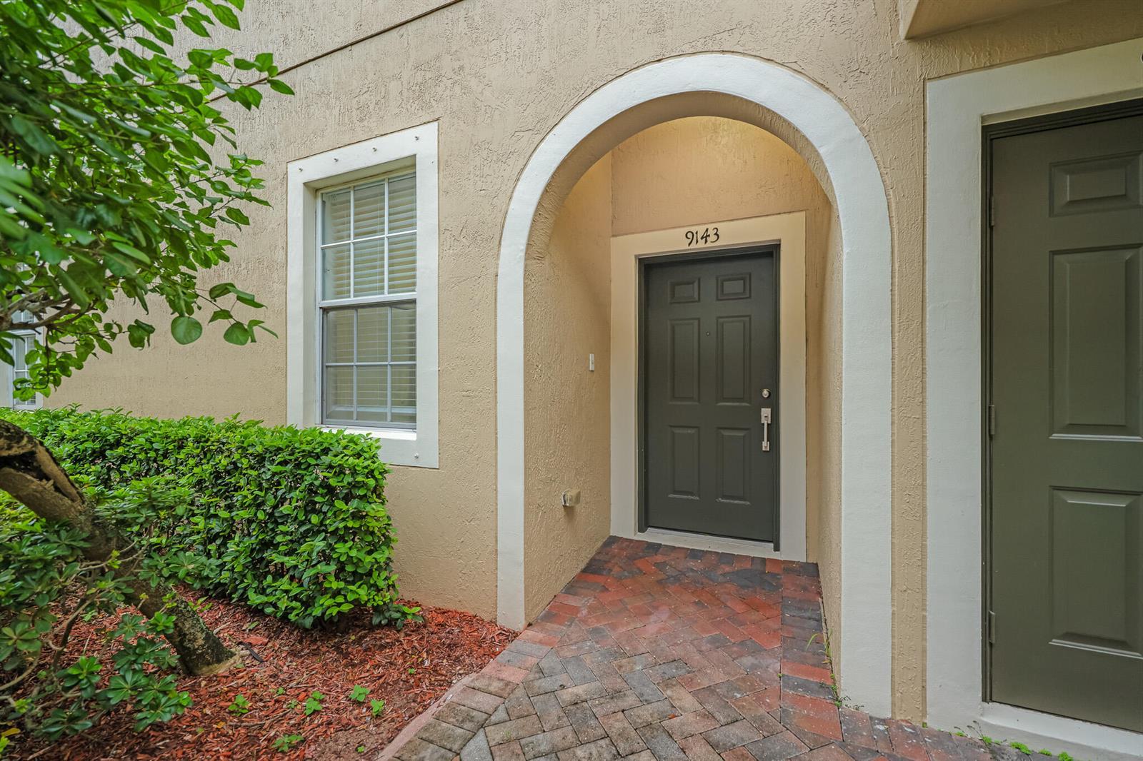 9143 Whistable Walk, Tamarac FL 33321 photo 2