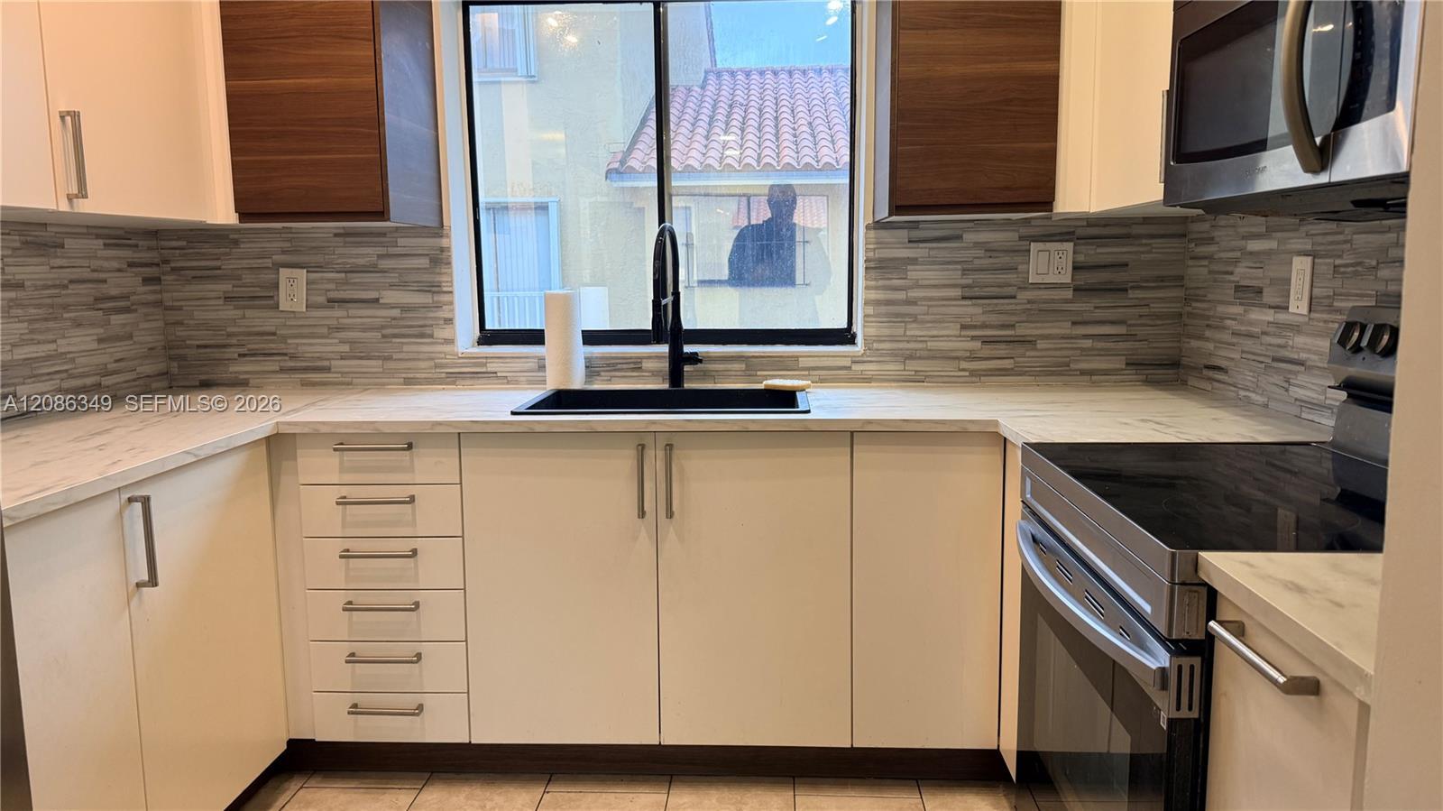 2740 W 62nd St # 207, Hialeah FL 33016 photo 5