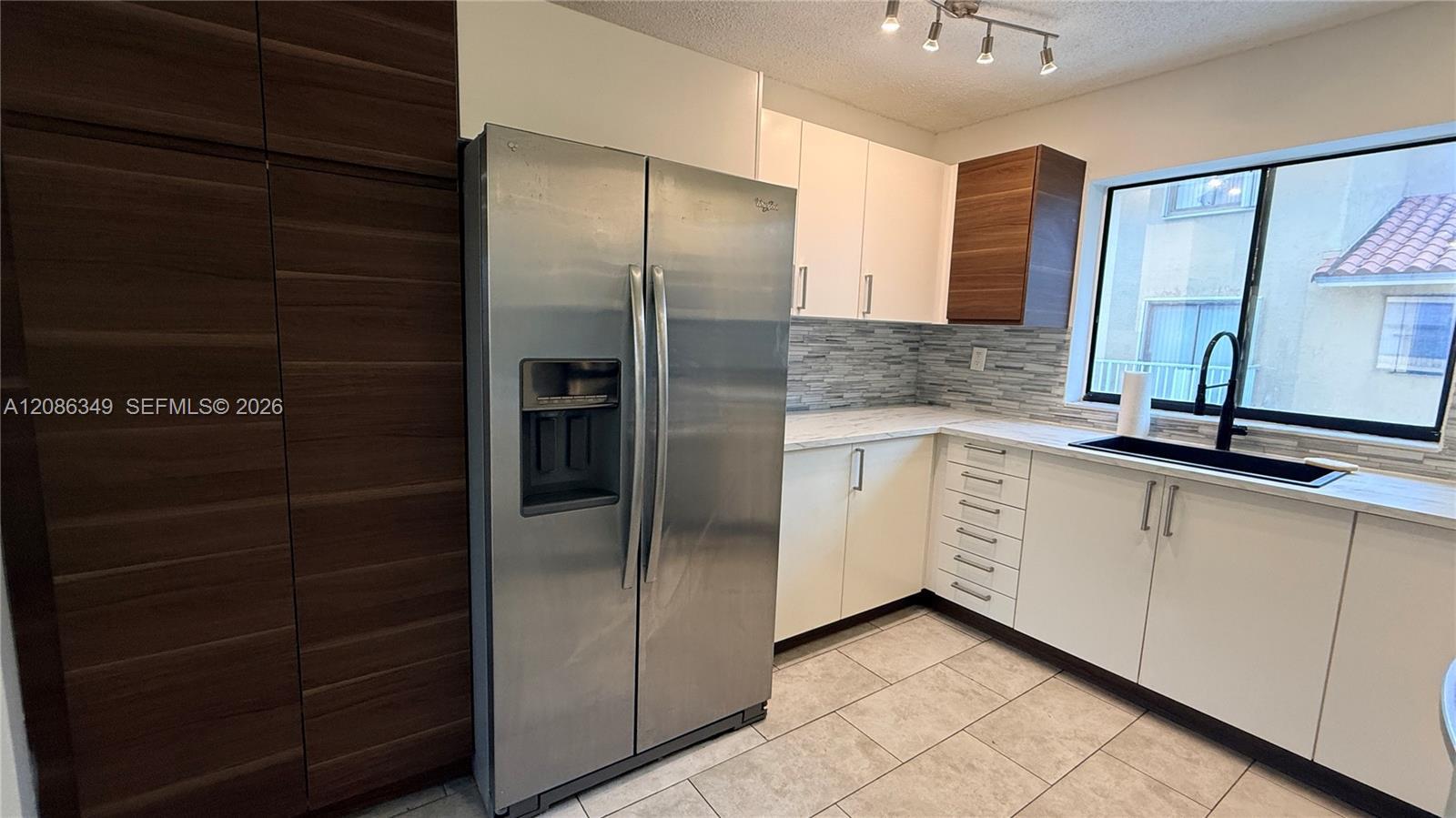 2740 W 62nd St # 207, Hialeah FL 33016 photo 4