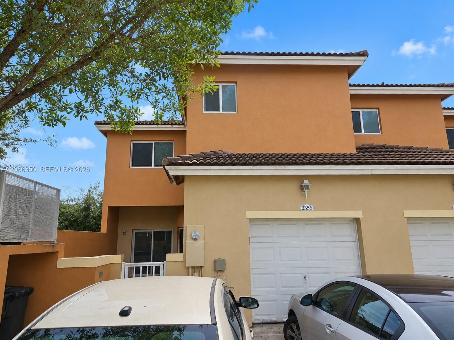 2356 SE 16th Pl, Homestead FL 33035 photo 2