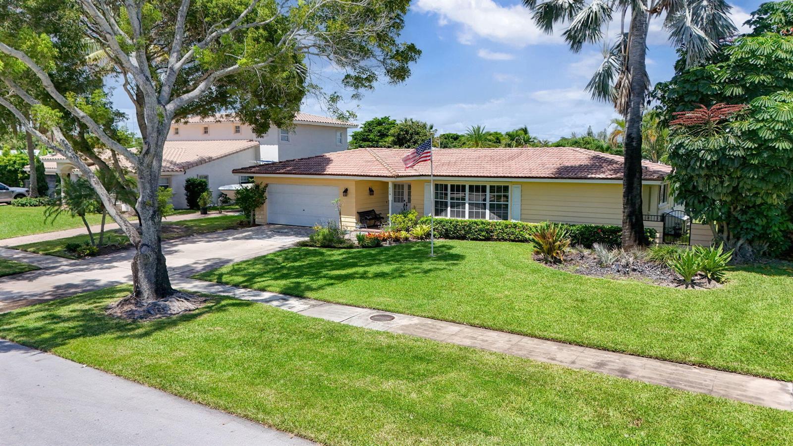 119 Cruiser Road S, North Palm Beach FL 33408