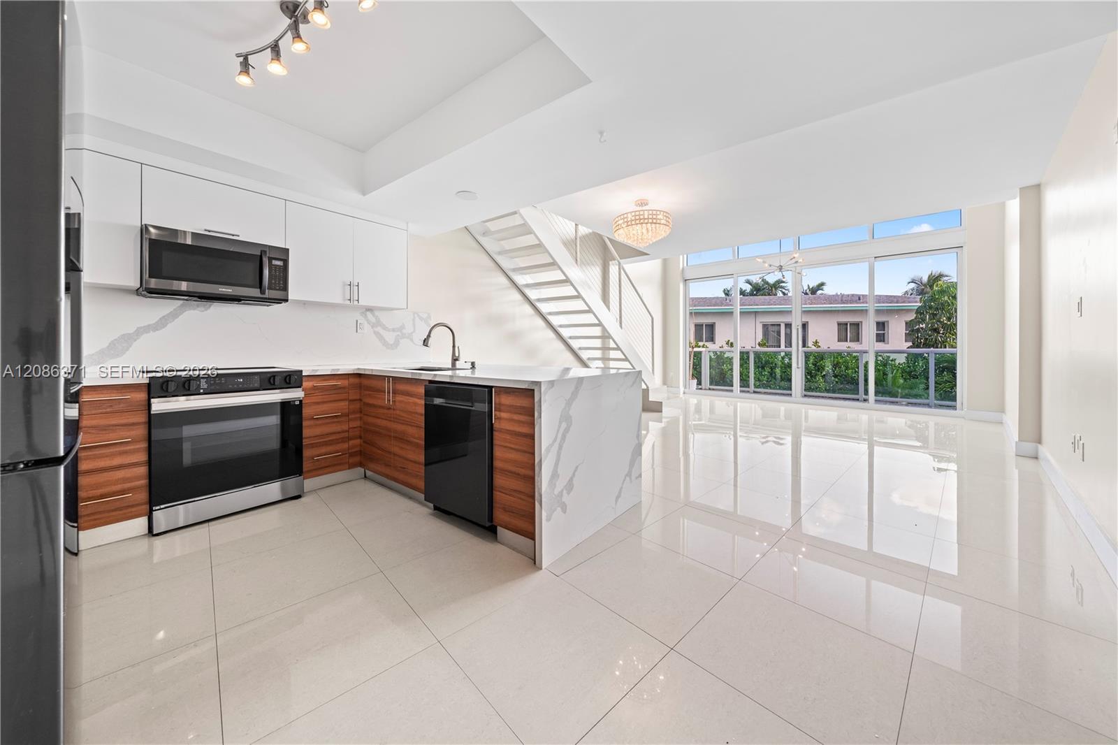 2000 Bay Dr # 204, Miami Beach FL 33141 photo 5