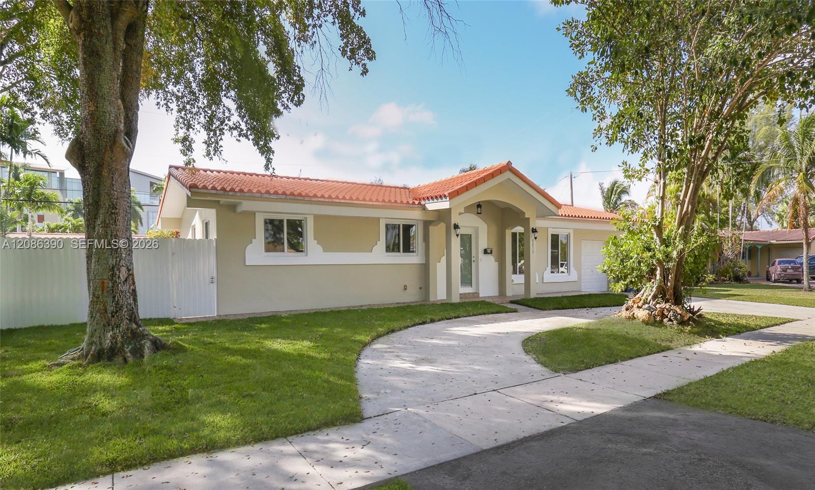 8870 SW 87th St, Miami FL 33173