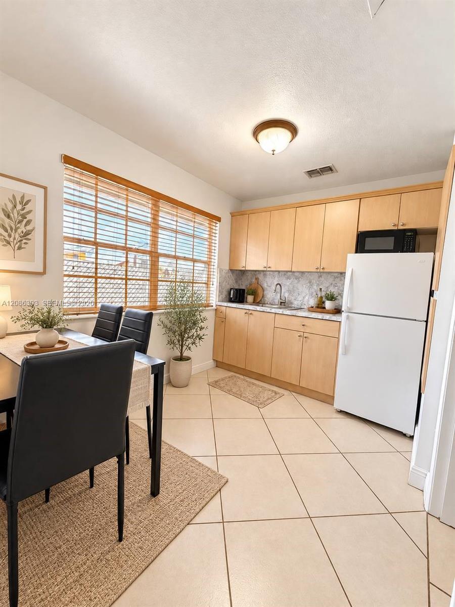 62 W 44th St # 1, Hialeah FL 33012 photo 5