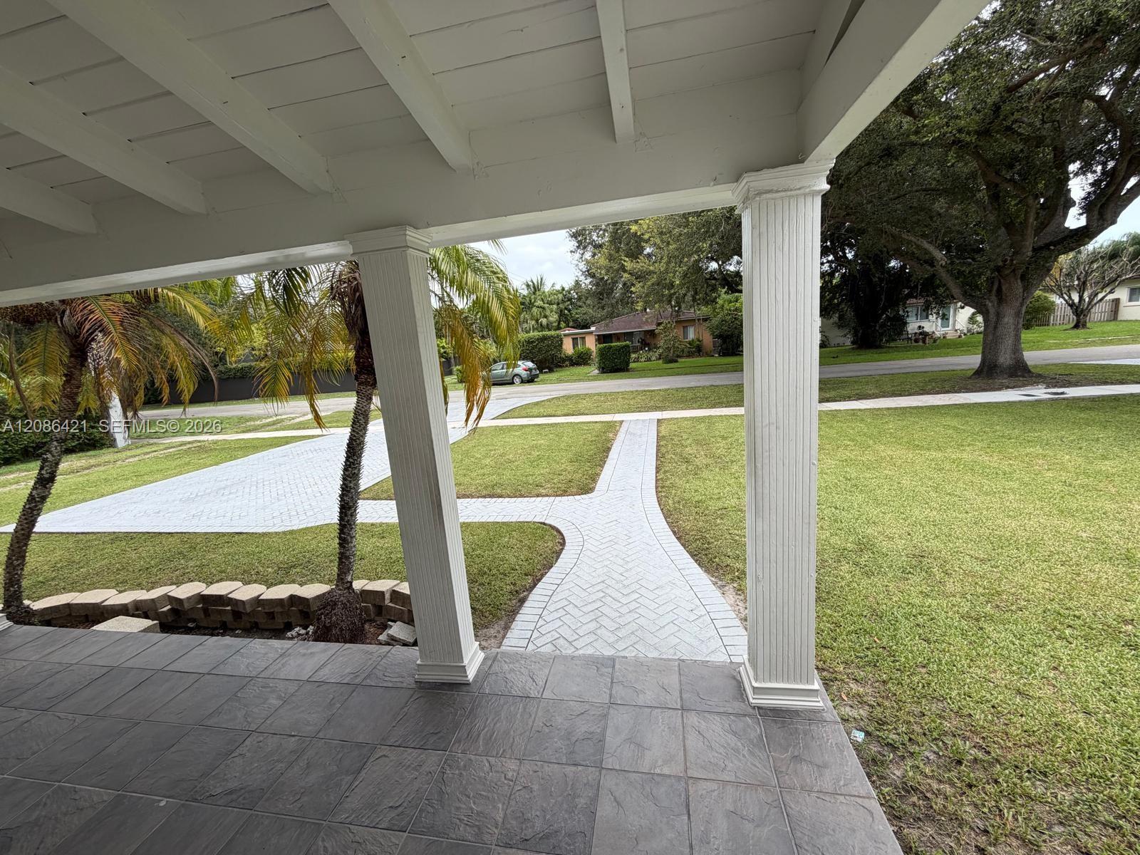 1250 Wren Ave, Miami Springs FL 33166 photo 3