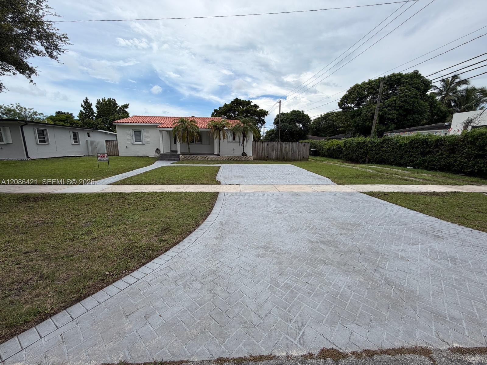 1250 Wren Ave, Miami Springs FL 33166