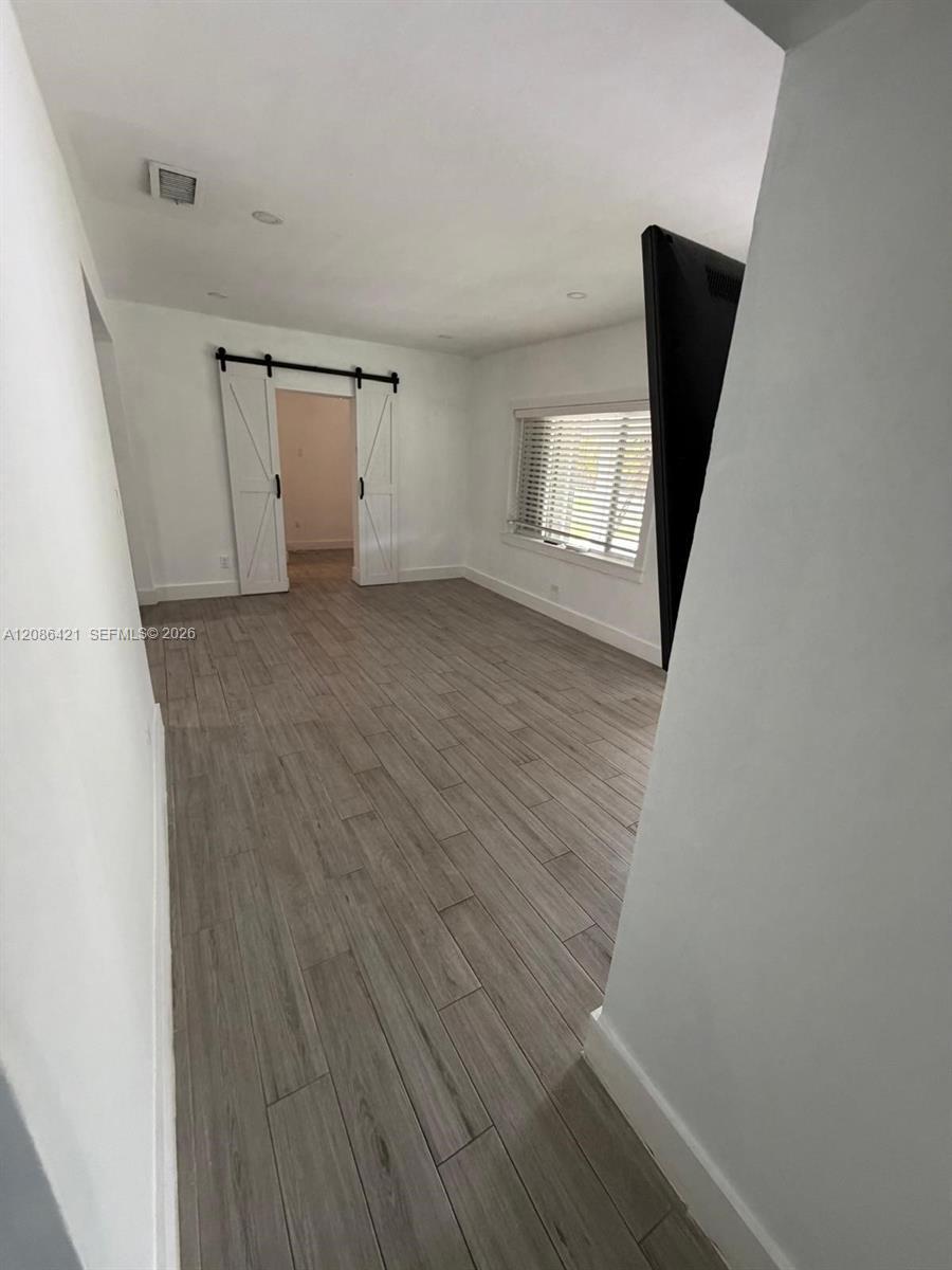1250 Wren Ave, Miami Springs FL 33166 photo 5