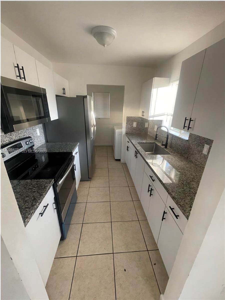 2150 NW 65th St # 2150, Miami FL 33147