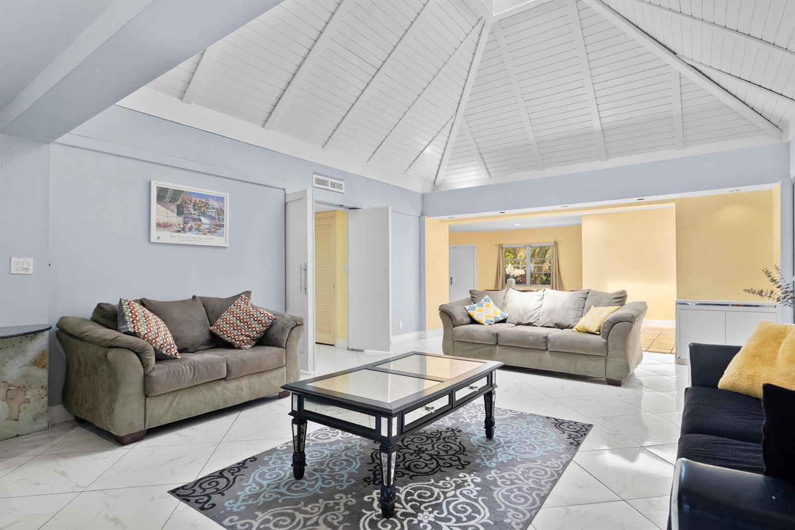 5104 White Oak Lane E, Tamarac FL 33319 photo 5