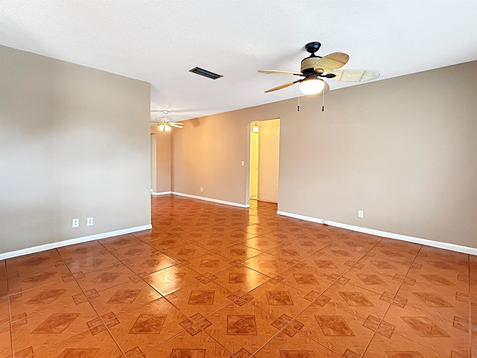 6755 NW 16TH Street, Margate FL 33063 photo 2