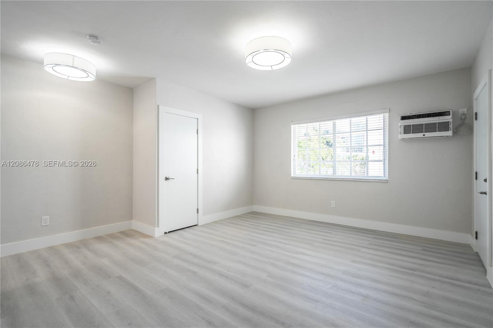 2418 Flamingo Dr # 8, Miami Beach FL 33140 photo 3