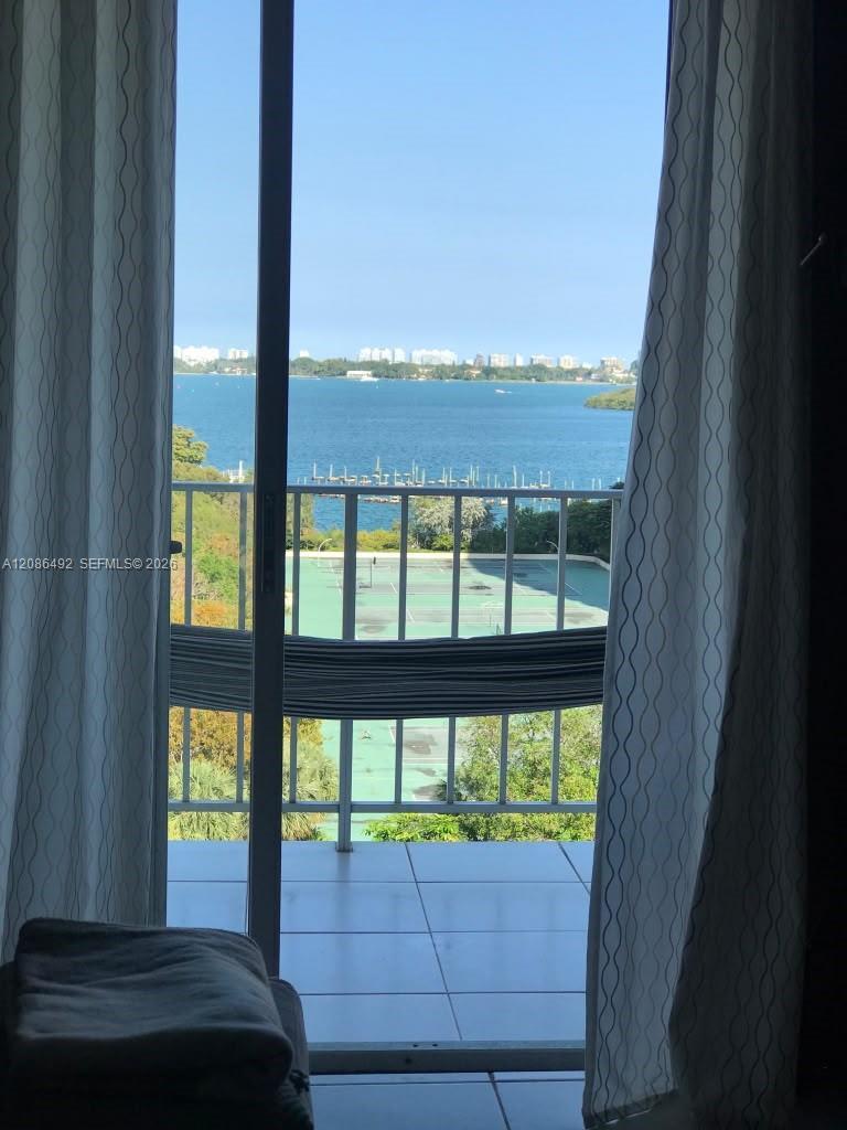 11111 Biscayne Blvd # 9A, Miami FL 33181 photo 2