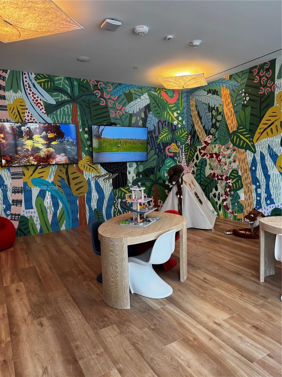 1400 Biscayne Blvd # 2105, Miami FL 33132 photo 3
