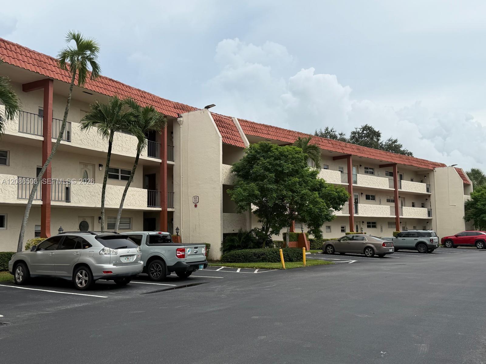 400 S Hollybrook Dr # 306, Pembroke Pines FL 33025 photo 4