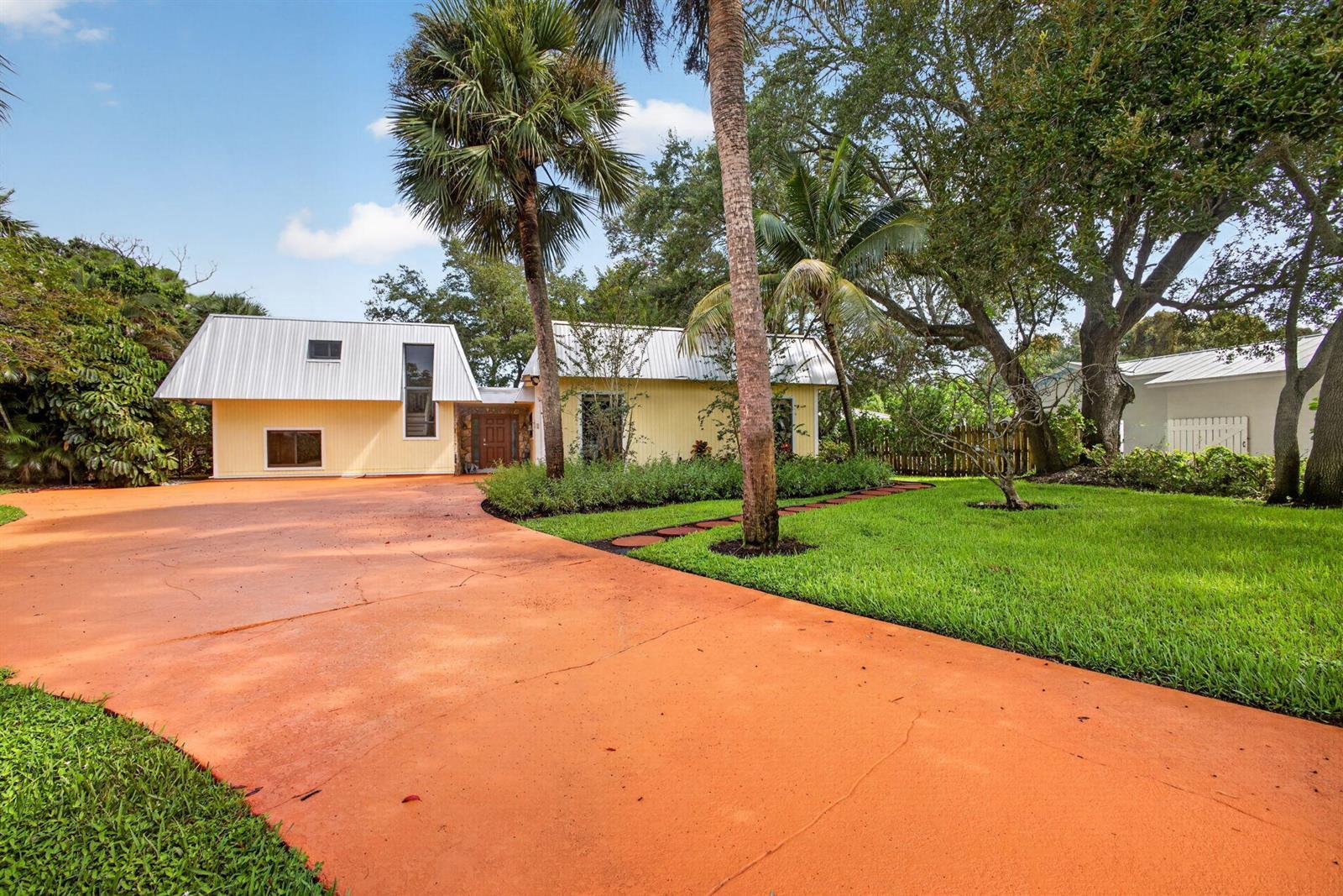 2425 Niki Jo Lane, Palm Beach Gardens FL 33410