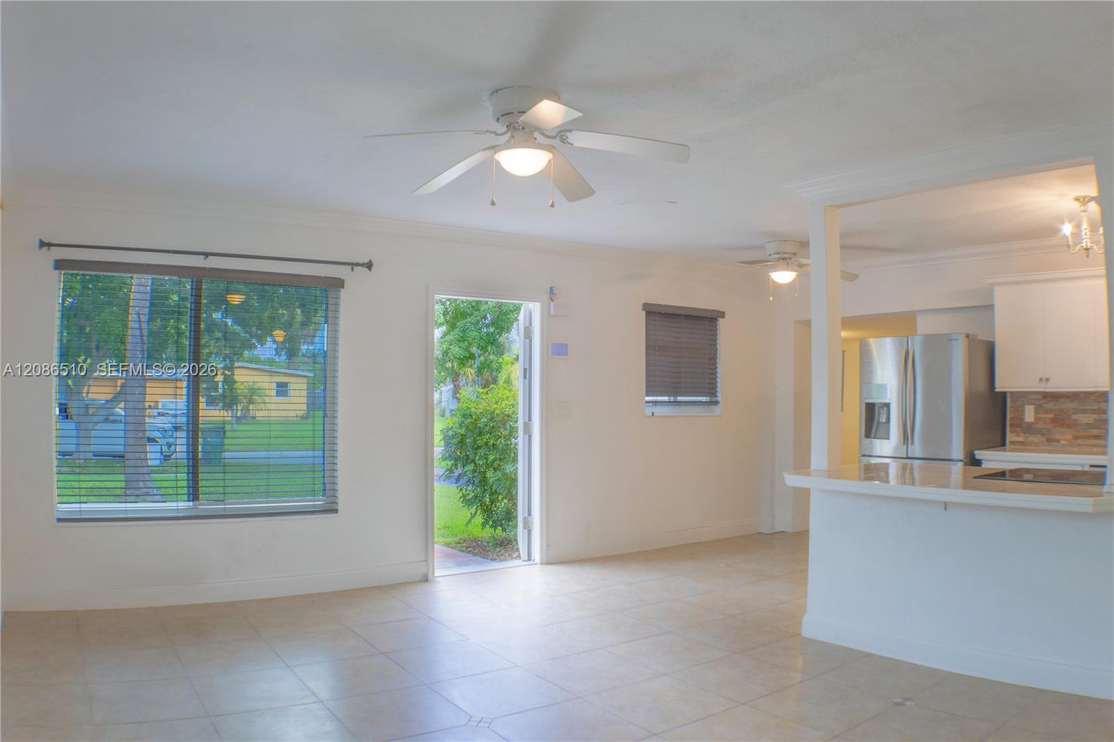 Margate, FL 33063 photo 2