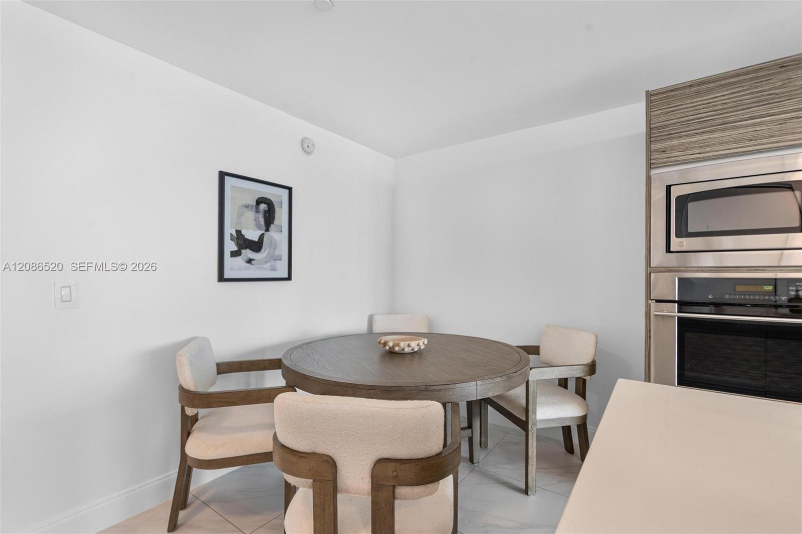 460 NE 28th St # 1602, Miami FL 33137 photo 4