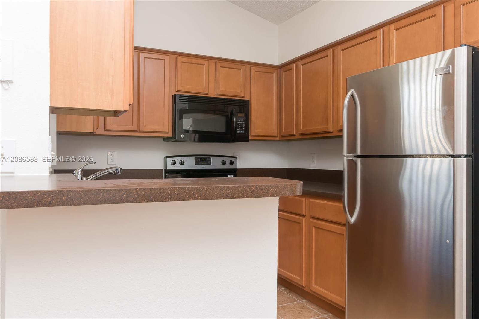 7680 Westwood Dr # 831, Tamarac FL 33321 photo 3