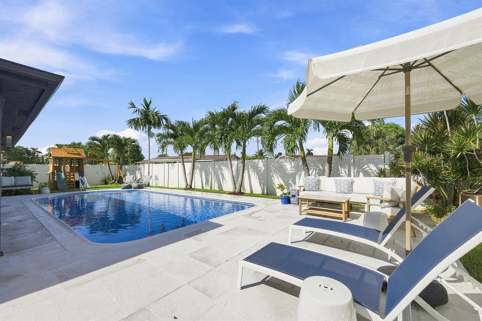 1541 NW 64TH Avenue, Margate FL 33063 photo 3