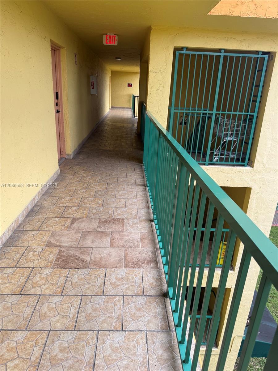 606 W 81st St # 405, Hialeah FL 33014 photo 5