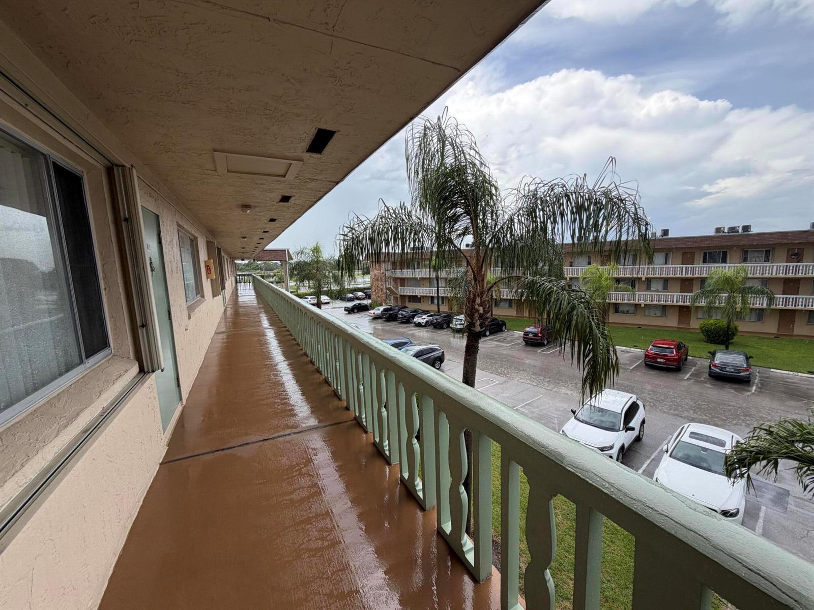 700 VILLAGE GREEN Court # 314, Palm Springs FL 33461 photo 3