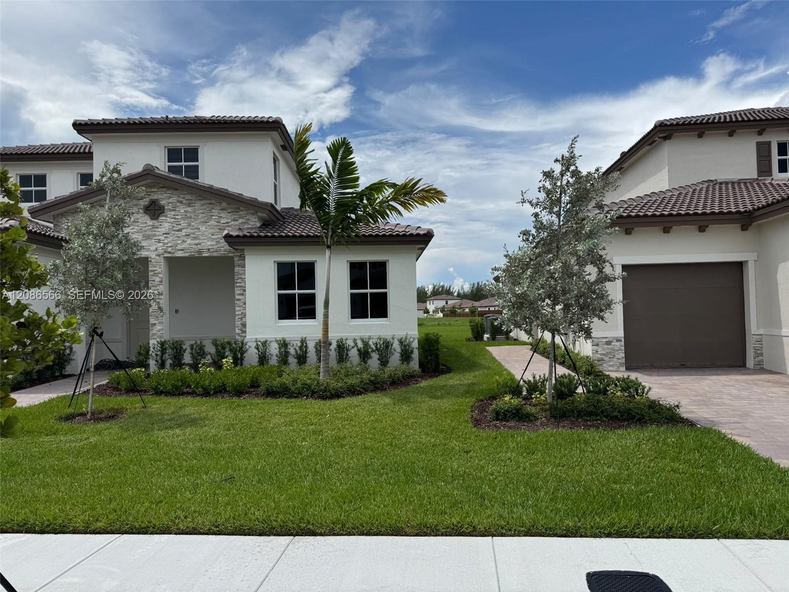 2404 SE 29th Dr, Homestead FL 33035