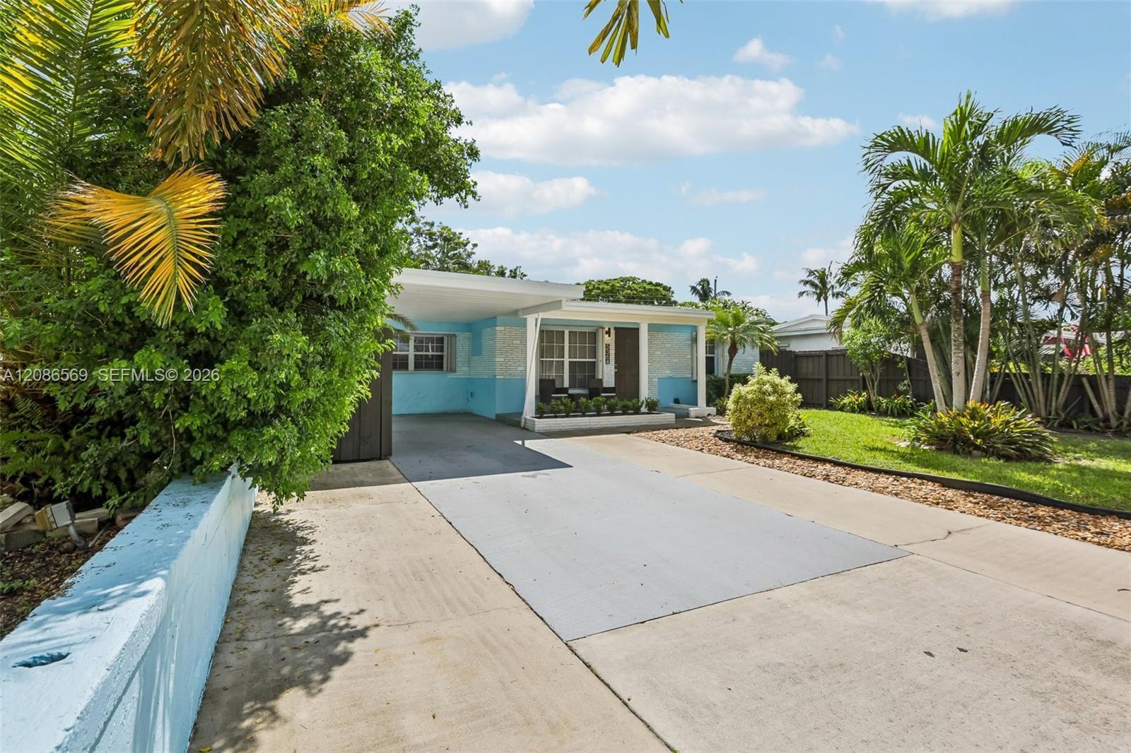 5364 NE 2nd Ave, Oakland Park FL 33334 photo 3