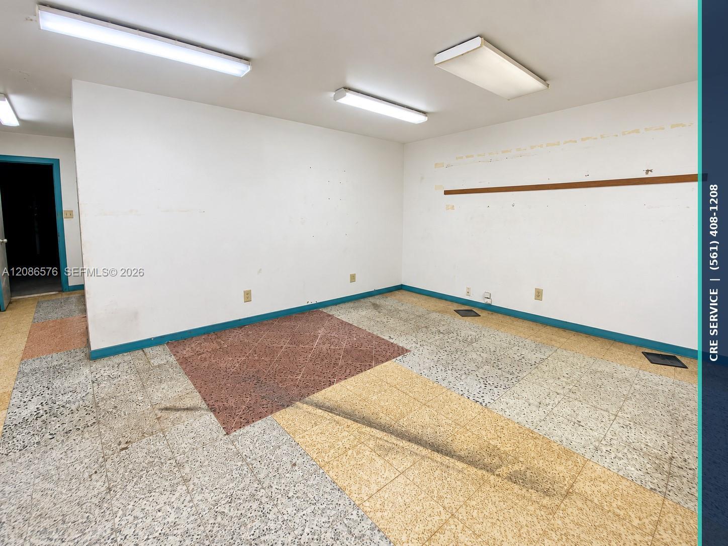340 SW 21st Ter, Fort Lauderdale FL 33312 photo 4
