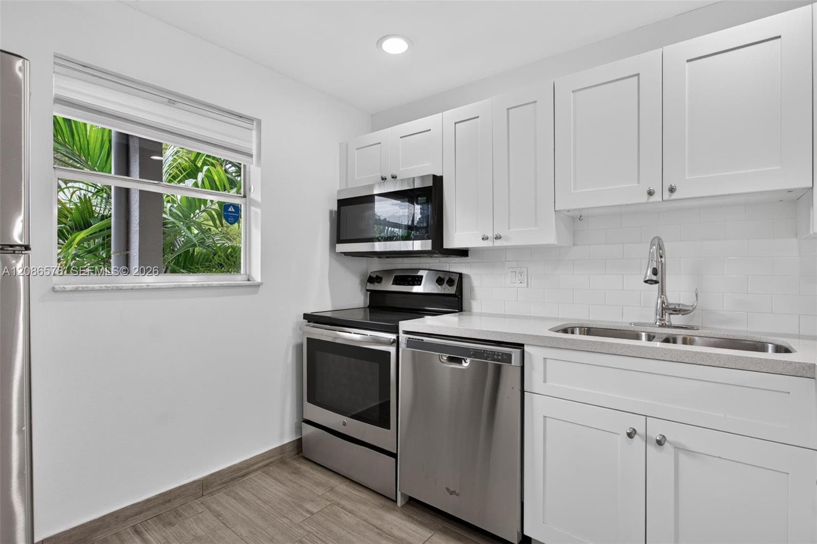 2980 Riverside Dr # 3, Coral Springs FL 33065 photo 3