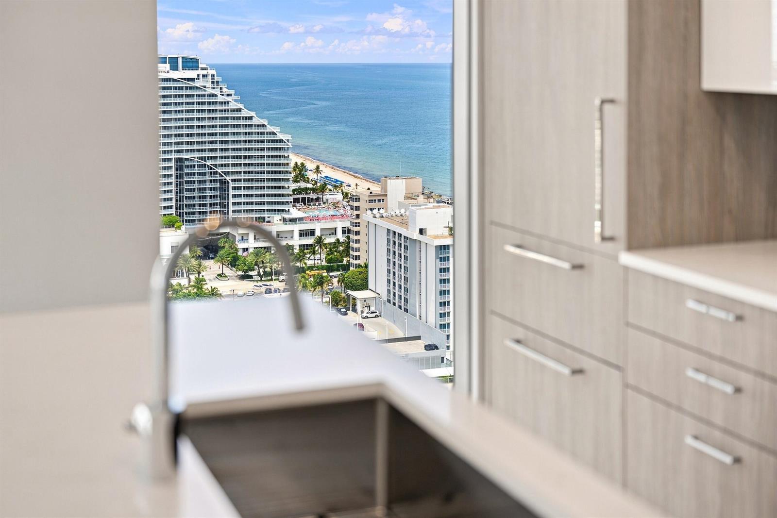153 N Seabreeze Boulevard # 2404, Fort Lauderdale FL 33304 photo 2