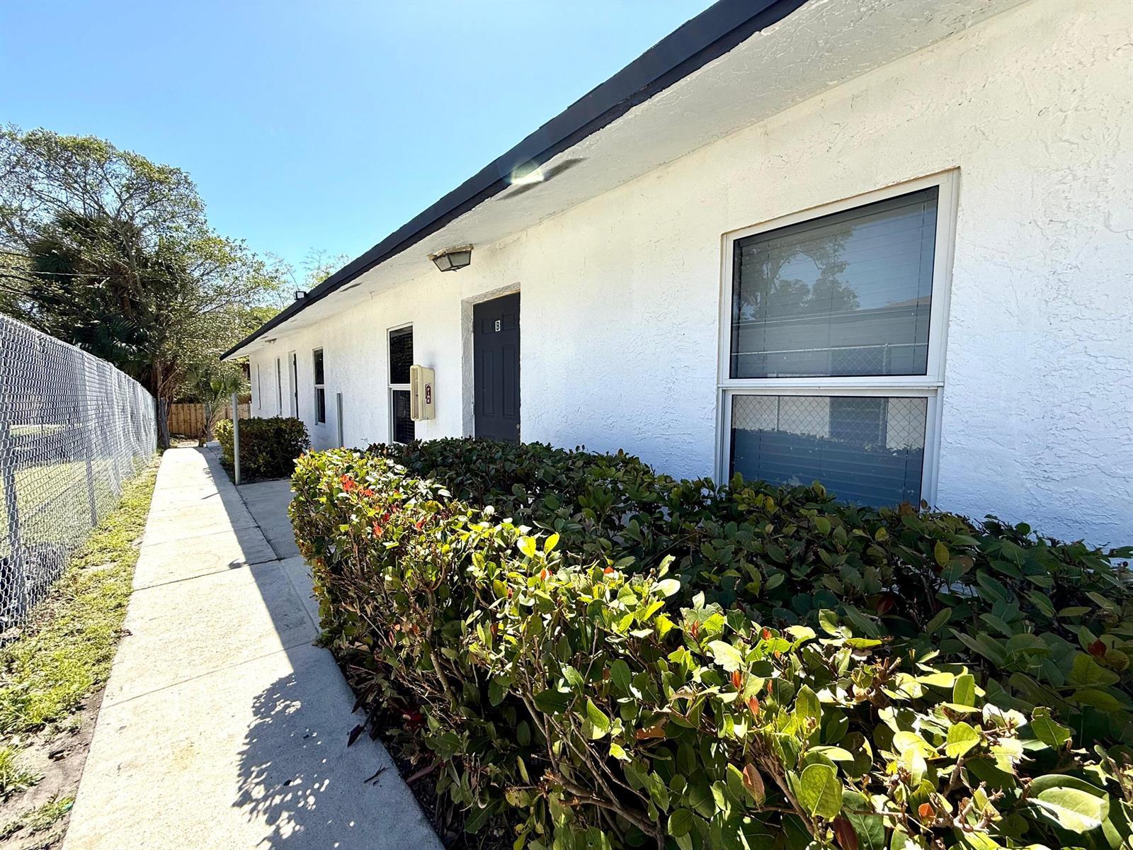 812 5th Street Unit B, West Palm Beach FL 33401