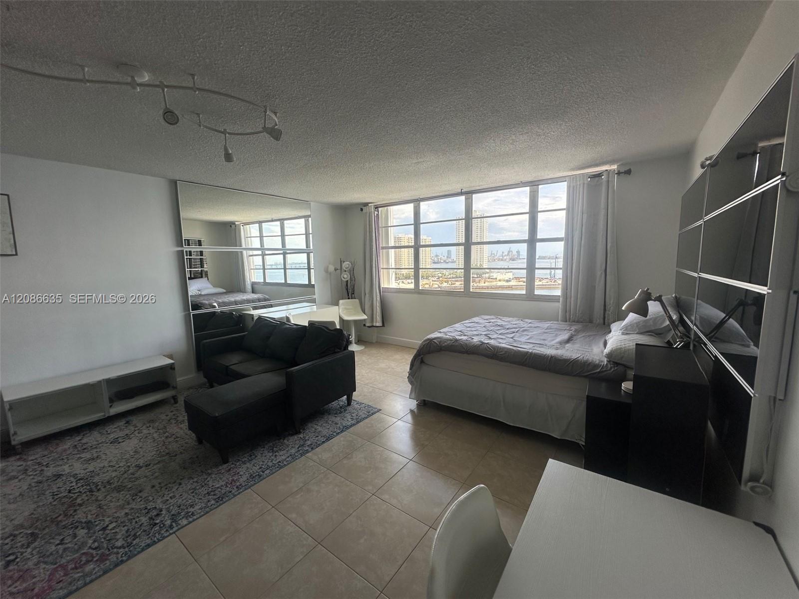 905 Brickell Bay Dr # 1029, Miami FL 33131 photo 5