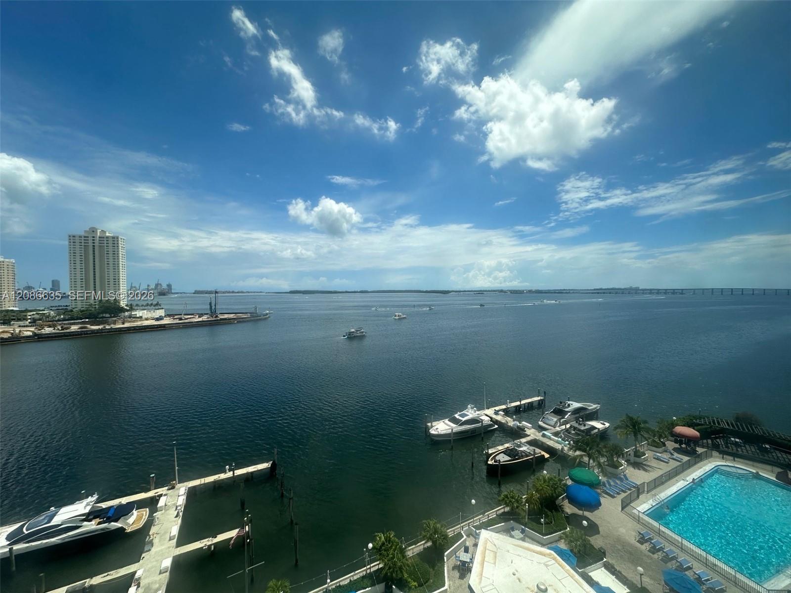 905 Brickell Bay Dr # 1029, Miami FL 33131 photo 4